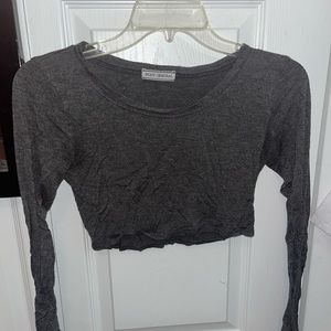 Cropped gray long sleeve